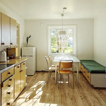 2 & A Barn Ground Floor דירה *